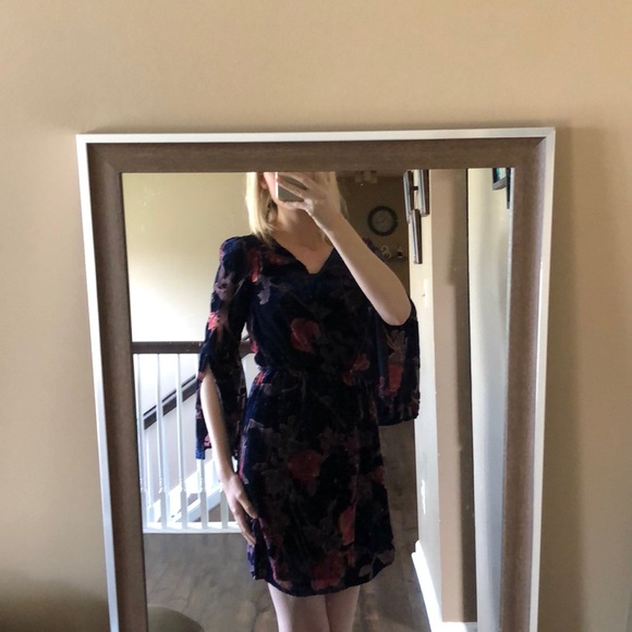 Skies Are Blue Long Sleeve Dress - Picture 8 of 8